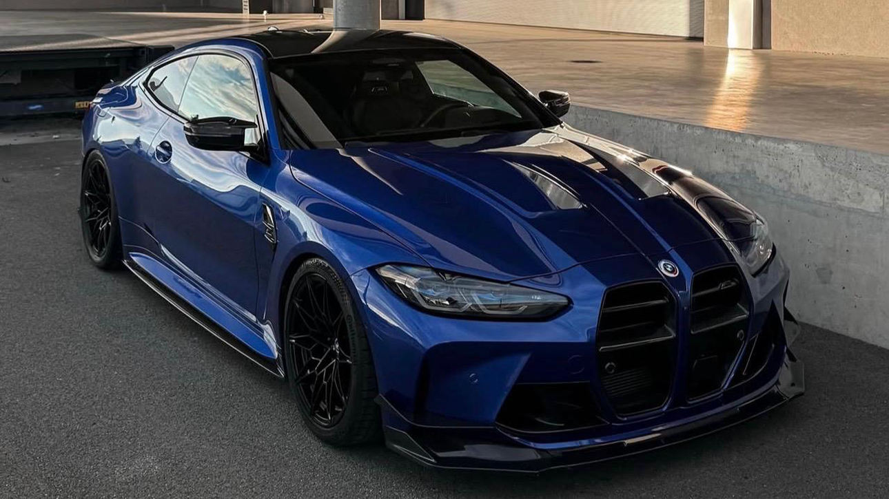 BMW M4 2024 – Electric Blue